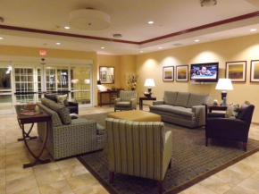 Отель Candlewood Suites Fredericksburg, an IHG Hotel  Фредериксберг